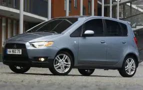 COLT 5 Puertas
